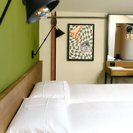 Seven Town House Boutique 3*