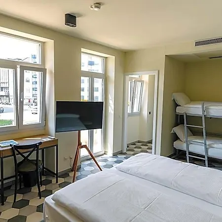Seven Town House Boutique Отель